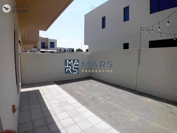 | Corner Unit | Big Garden | Spacious 3 Bedroom |