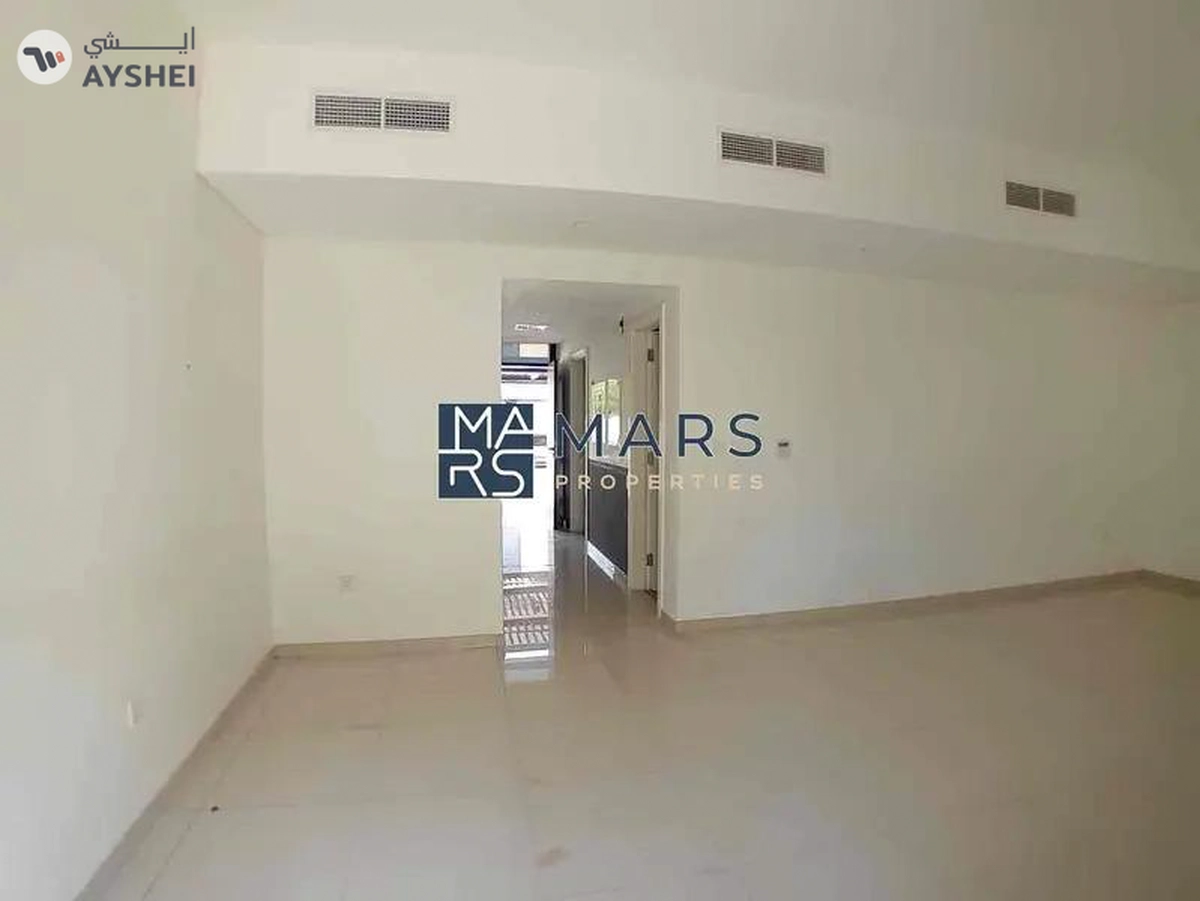 | Corner Unit | Big Garden | Spacious 3 Bedroom |-12-12