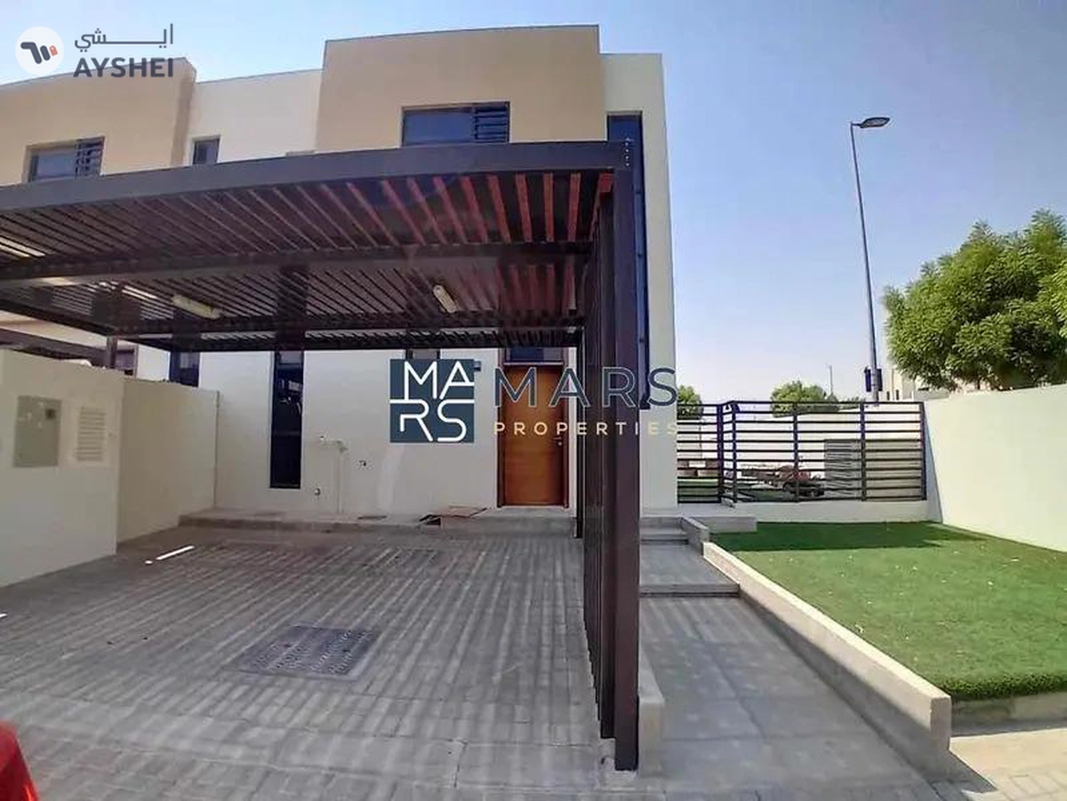 | Corner Unit | Big Garden | Spacious 3 Bedroom |-1-1