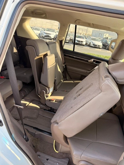 Lexus GX460 Premier 4.6L Full option-17