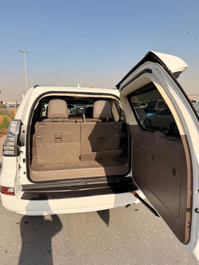 Lexus GX460 Premier 4.6L Full option-19
