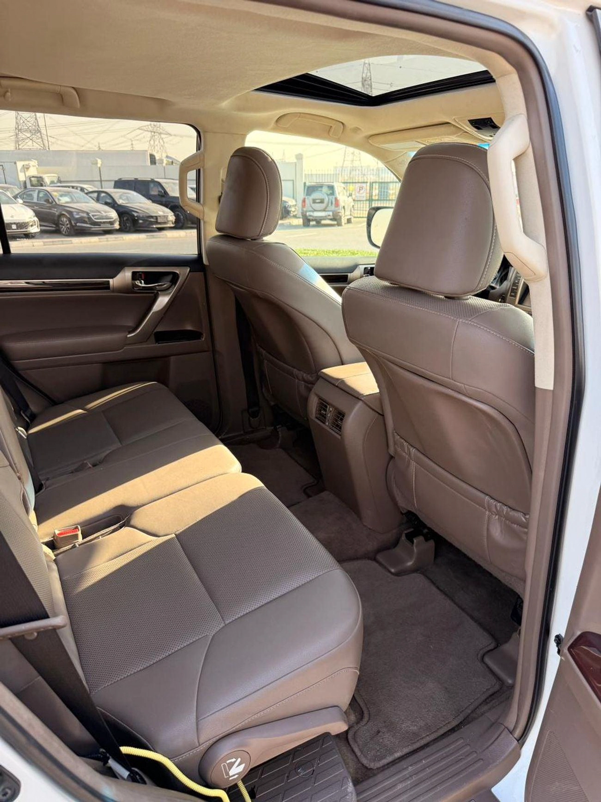 Lexus GX460 Premier 4.6L Full option-15-15