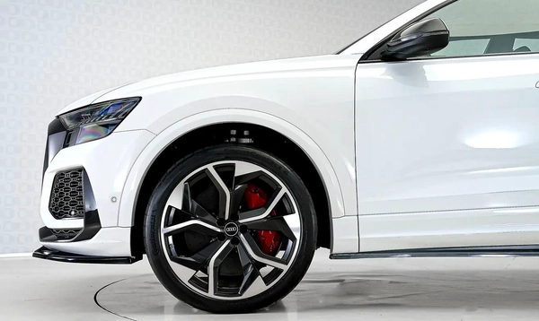 Audi RS Q8 4.0 TFSI quattro