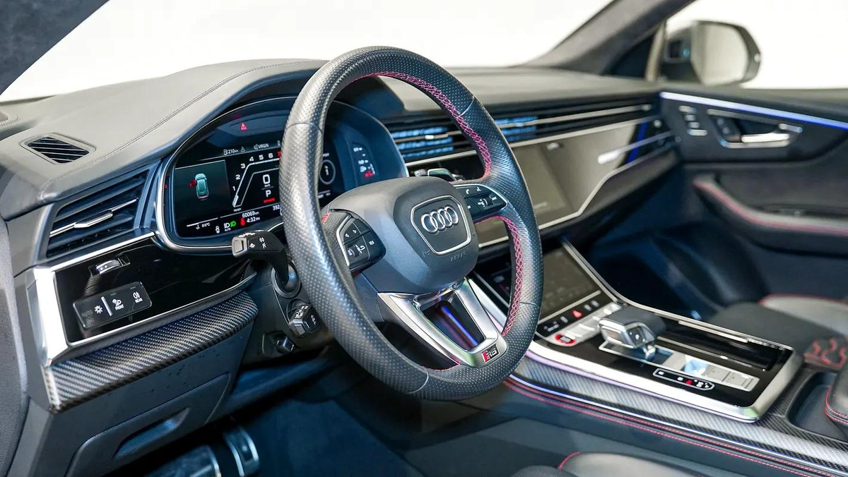 Audi RS Q8 4.0 TFSI quattro-6-6