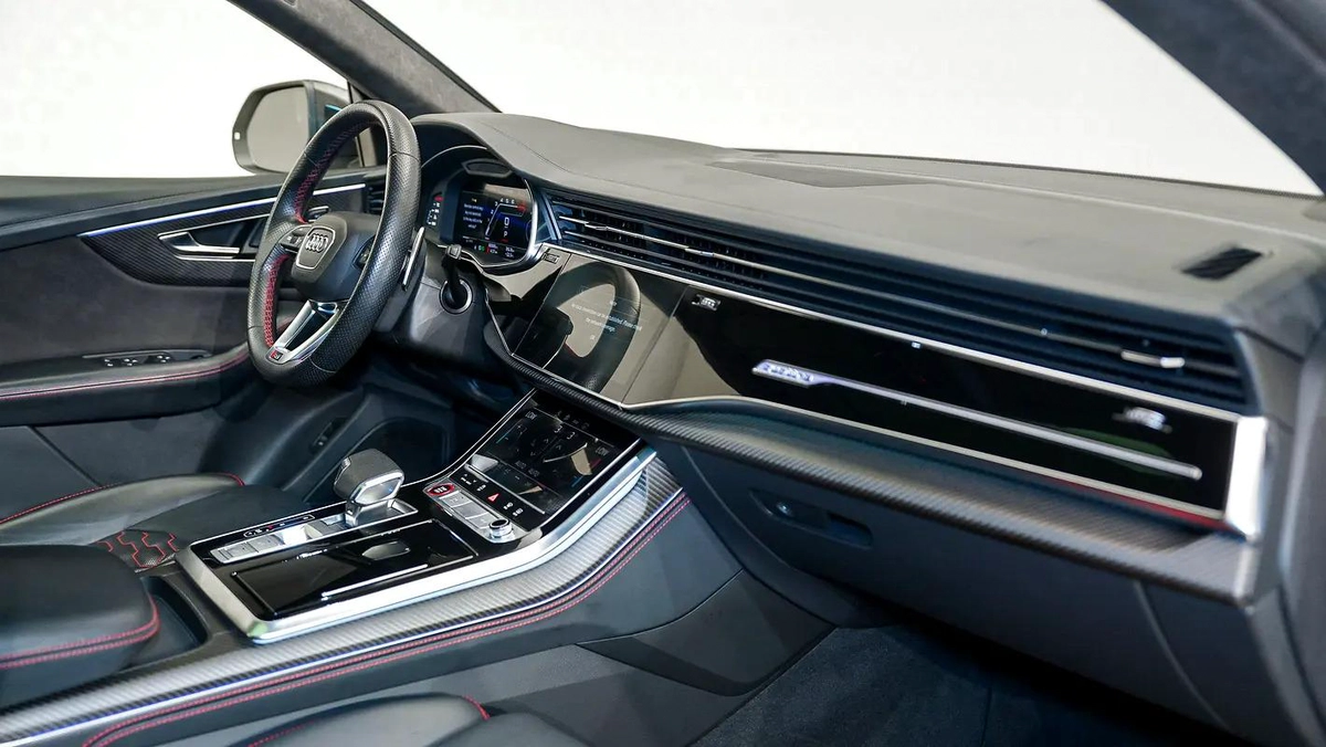 Audi RS Q8 4.0 TFSI quattro-8-8
