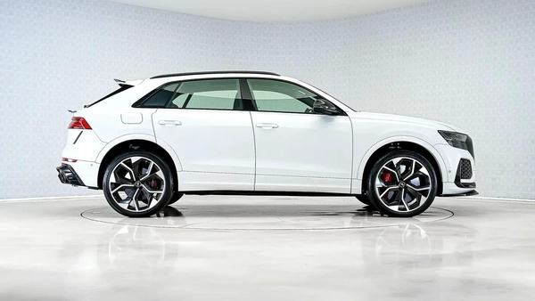 Audi RS Q8 4.0 TFSI quattro