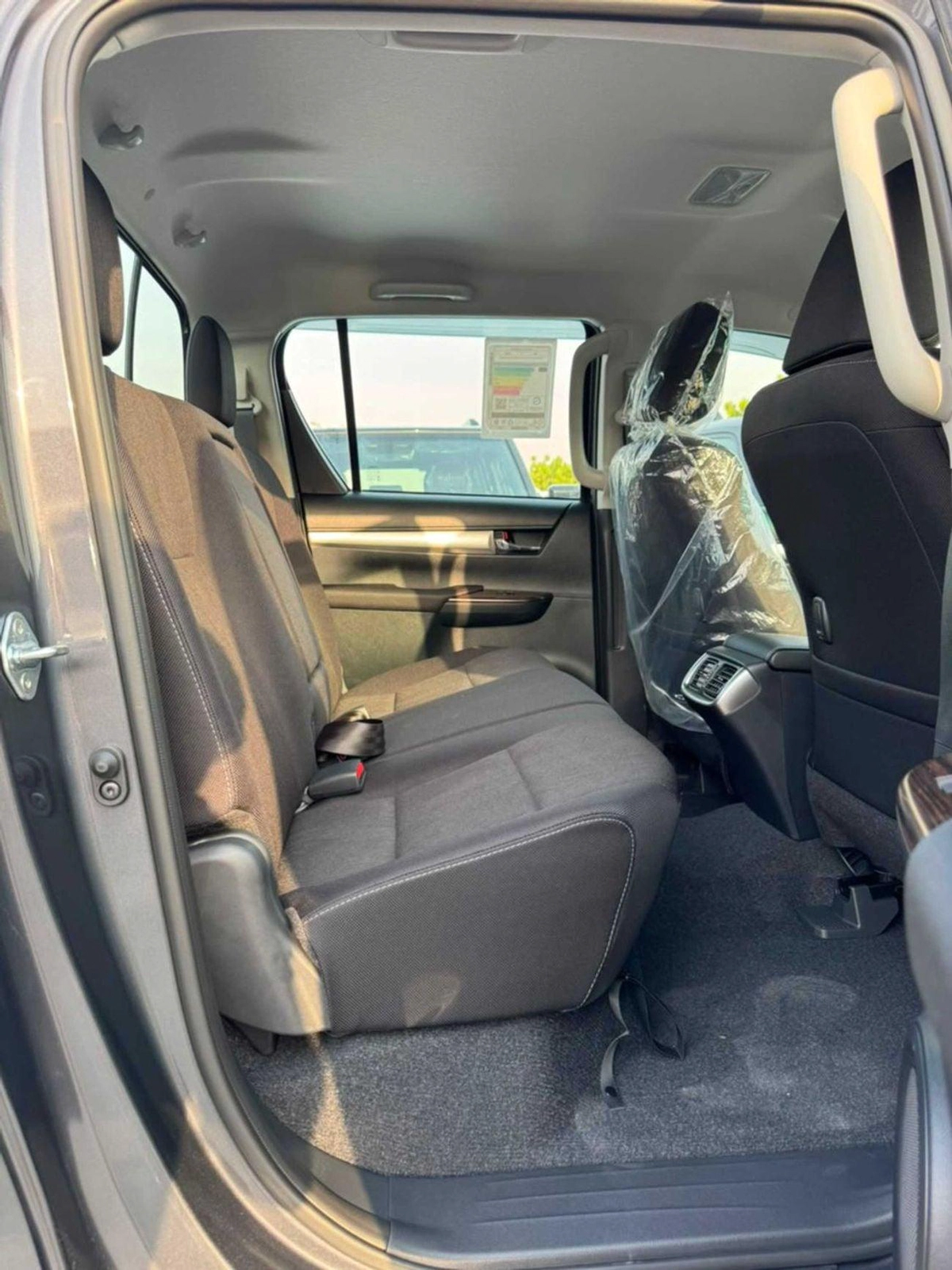 Toyota Hilux SR5 DOUBLE CABIN || 2.8L V4 DIESEL || BLIND SPOT |  (CODE # HDAH1)-12-0