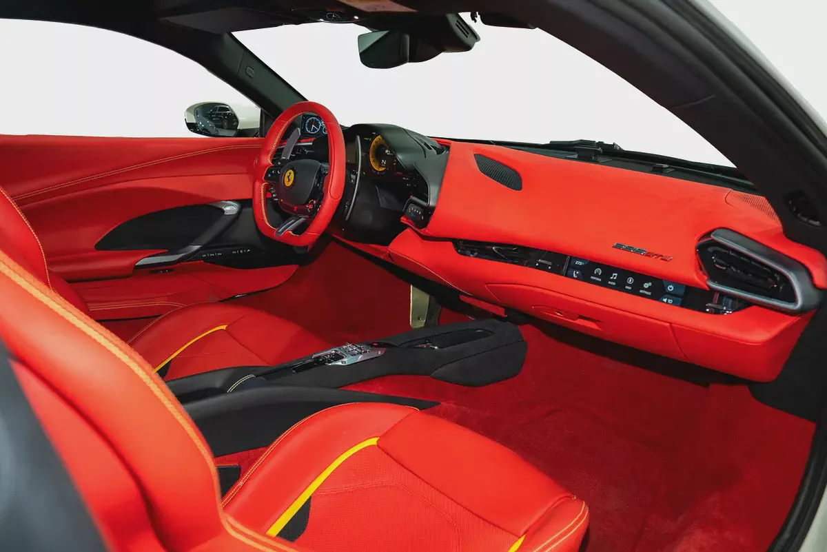 296 GTB | FRONTLIFT | TWO TONE INTERIOR | ENGINE COVERS IN CARBON FIBRE | MATTE GREY WHEELS-8-8