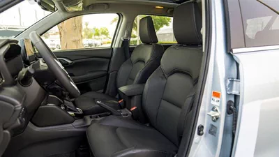 Suzuki Grand Vitara GLX 1.5P AT MY2024 – SILVER-17