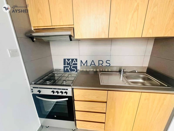 Brand new studio 28000 with kitchen appliances