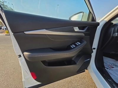 2022 Soueast DX8 GCC Specs - 7-Seater Family SUV-12