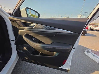 2022 Soueast DX8 GCC Specs - 7-Seater Family SUV-16