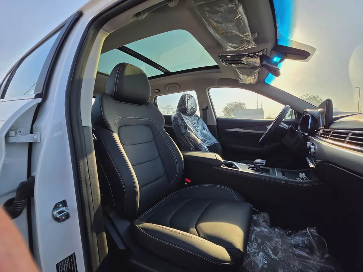 2022 Soueast DX8 GCC Specs - 7-Seater Family SUV-18-18