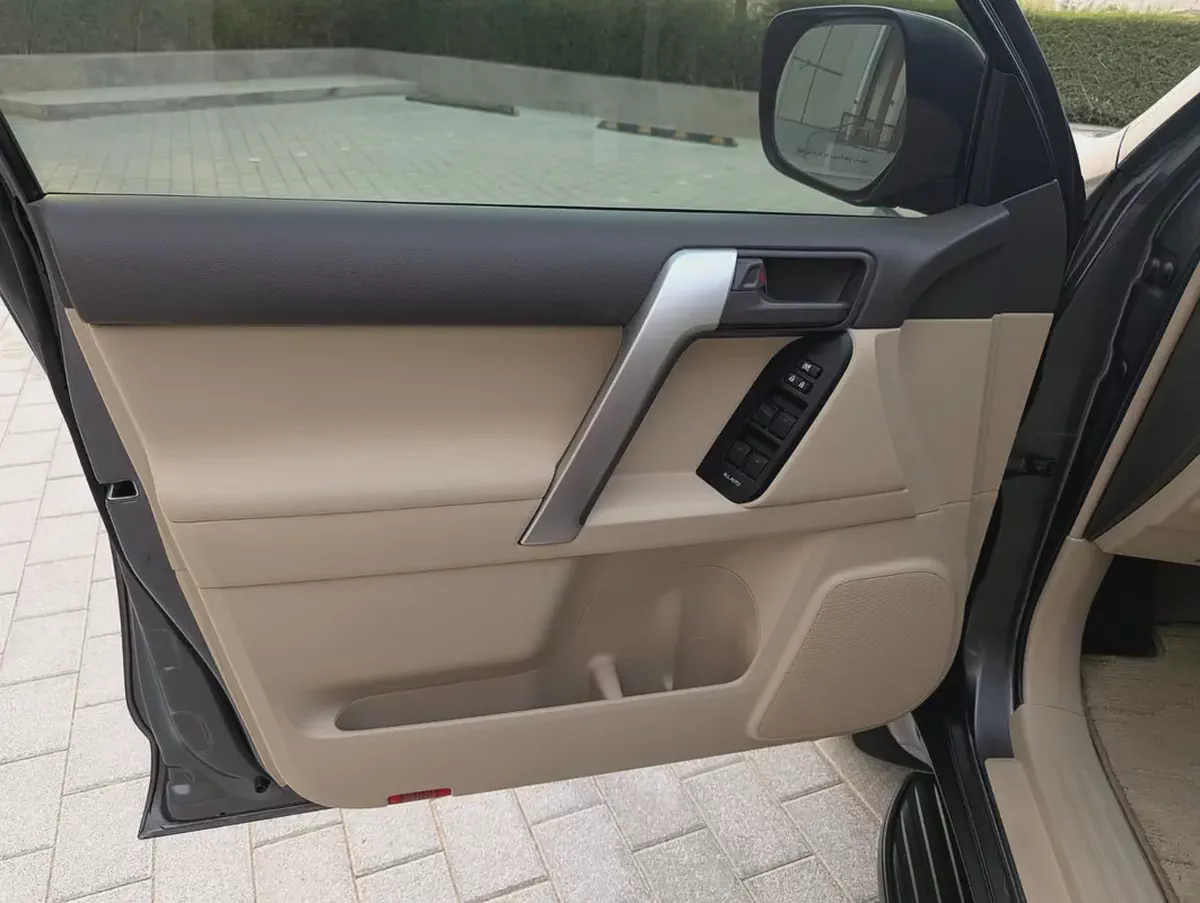 Toyota Prado 2022 TXL Top full Option V6 4.0L Excellent Condition GCC specs-15-15