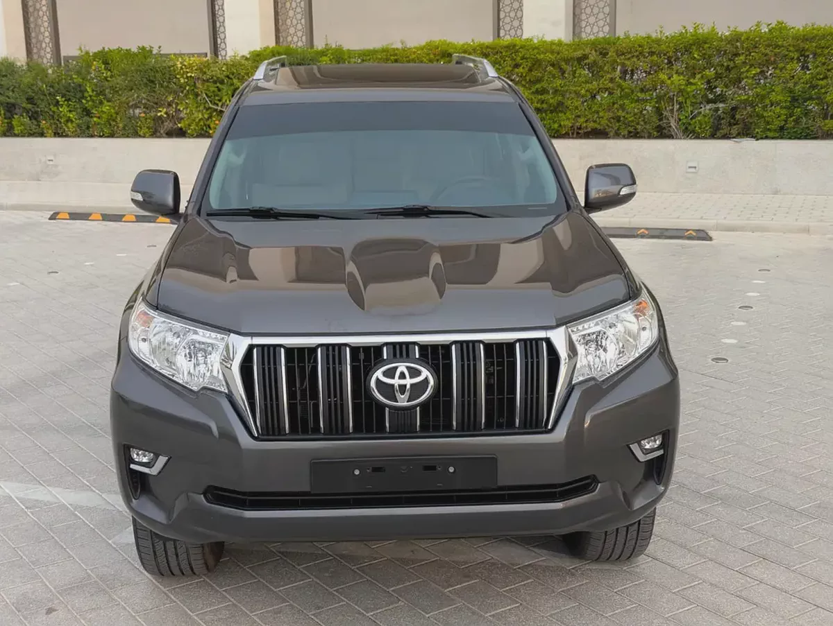 Toyota Prado 2022 TXL Top full Option V6 4.0L Excellent Condition GCC specs-2-2