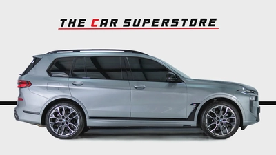 BMW X7 M60i M-Sport - Full Agency Service History - Full Option - GCC Specs-8