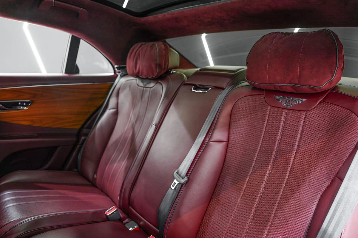 Bentley Continental Flying Spur V8-8-8