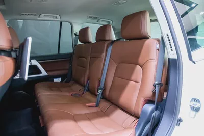 Pristine Toyota Land Cruiser VXR 5.7L V8 Gcc  Grand Touring 2020 | GCC Specs | Full Service History-10