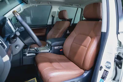 Pristine Toyota Land Cruiser VXR 5.7L V8 Gcc  Grand Touring 2020 | GCC Specs | Full Service History-7