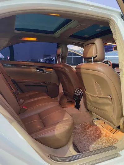 Mercedes-Benz S-Class S 500 2009 | GCC Specs | Low Mileage-11