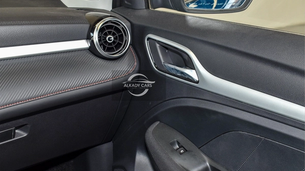 MG ZS 1.5L Comfort 2025 gcc specs
