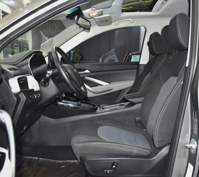 AED 753 EMi at 0% DP | Chevrolet Captiva Premier ( 2023 Model ) in Grey Color GCC Specs-9