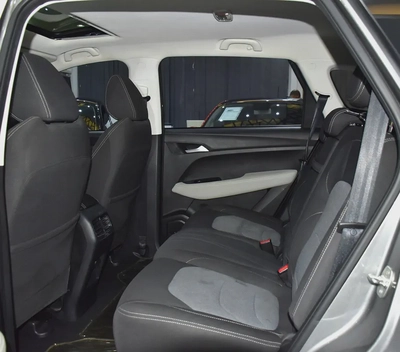AED 753 EMi at 0% DP | Chevrolet Captiva Premier ( 2023 Model ) in Grey Color GCC Specs-14