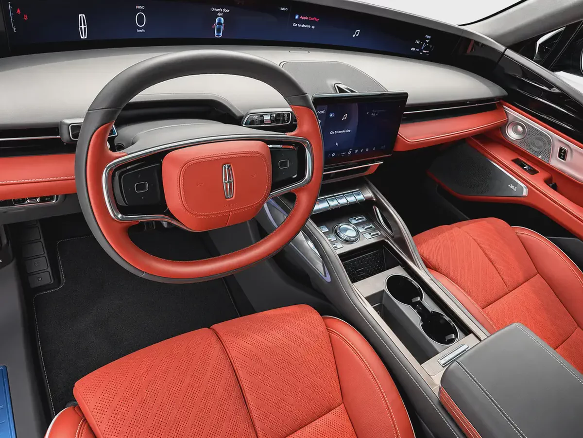 2025 Lincoln Nautilus-15-15