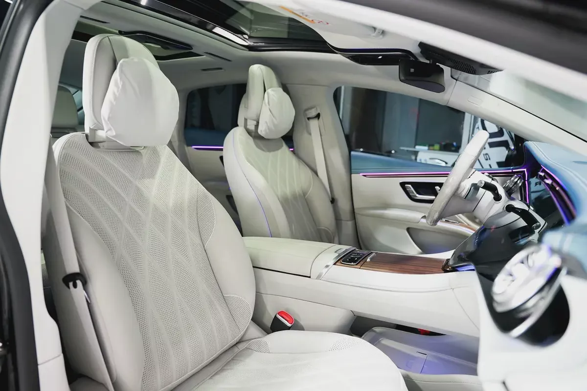 Mercedes-Benz EQS 580 4MATIC Edition 1 2023 | GCC Specs | Pristine Condition-11-11
