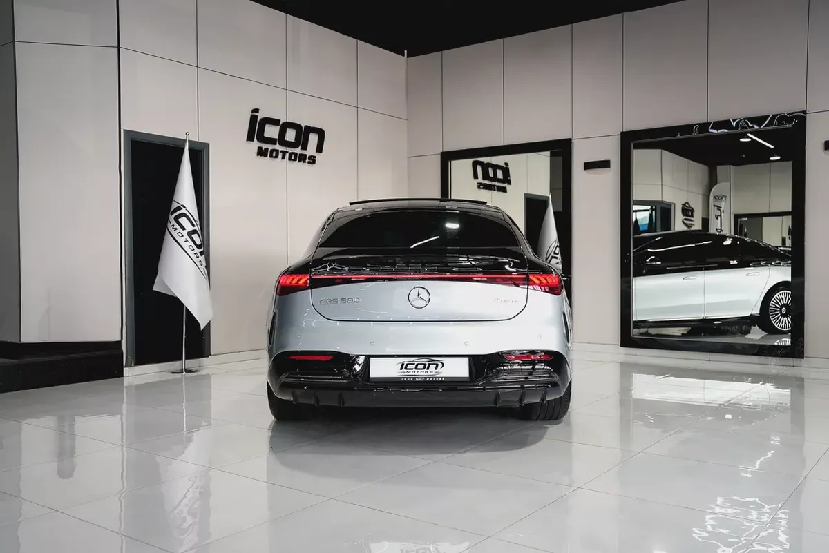 Mercedes-Benz EQS 580 4MATIC Edition 1 2023 | GCC Specs | Pristine Condition-16-16