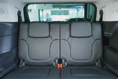 Ford Everst-XLT-GCC-Full Service History - Dealer Warranty  Service Package-Low Mileage-19