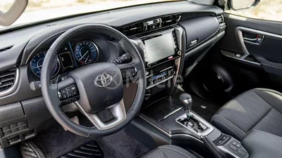 Toyota Fortuner TOYOTA FORTUNER-13