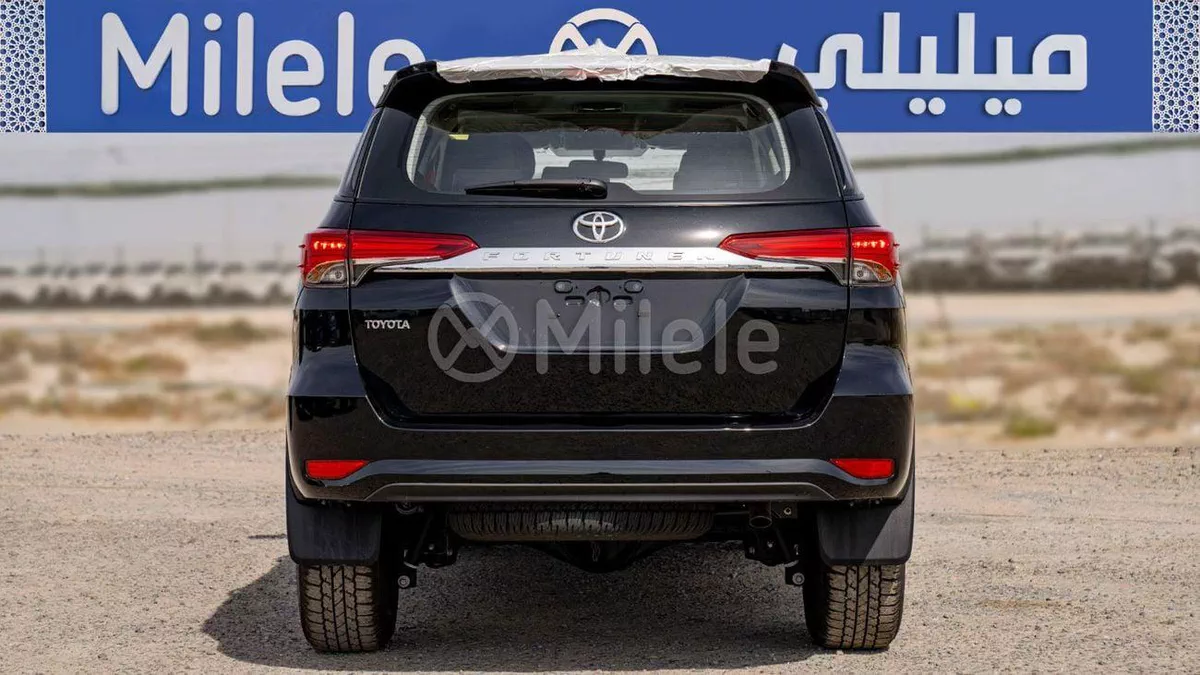 Toyota Fortuner TOYOTA FORTUNER-7-0