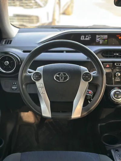 Toyota Prius+ Hybrid C Two-9