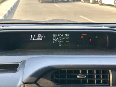 Toyota Prius+ Hybrid C Two-10