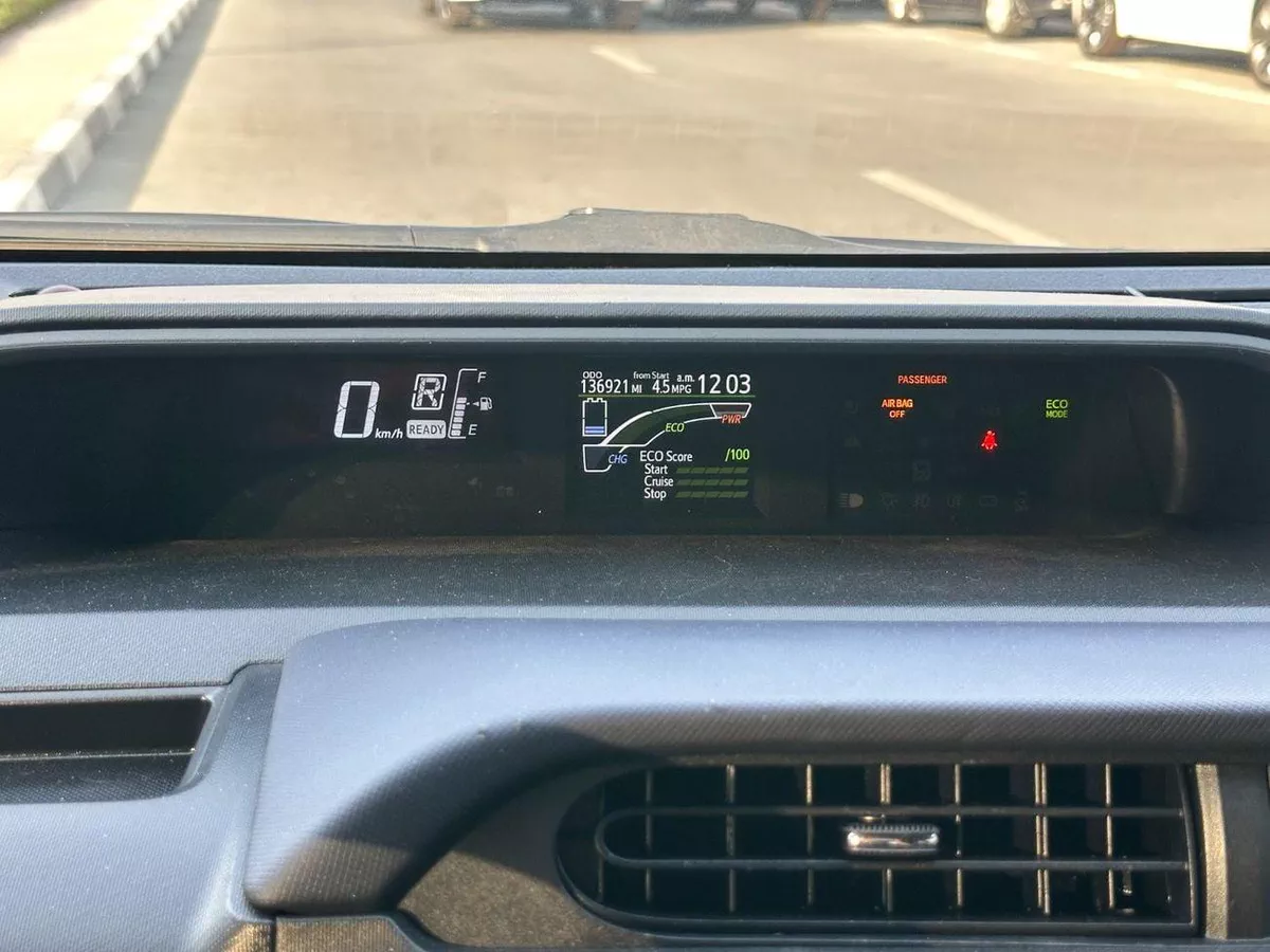 Toyota Prius+ Hybrid C Two-10-0
