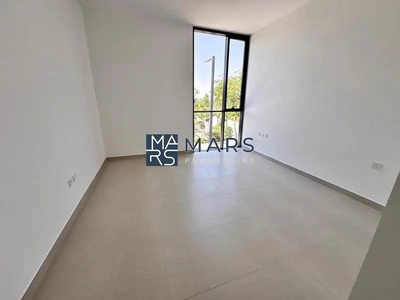 Spacious, Luxury, Brand New 3 Bedroom Corner Townhouse with Close Kitchen Available For Rent-4
