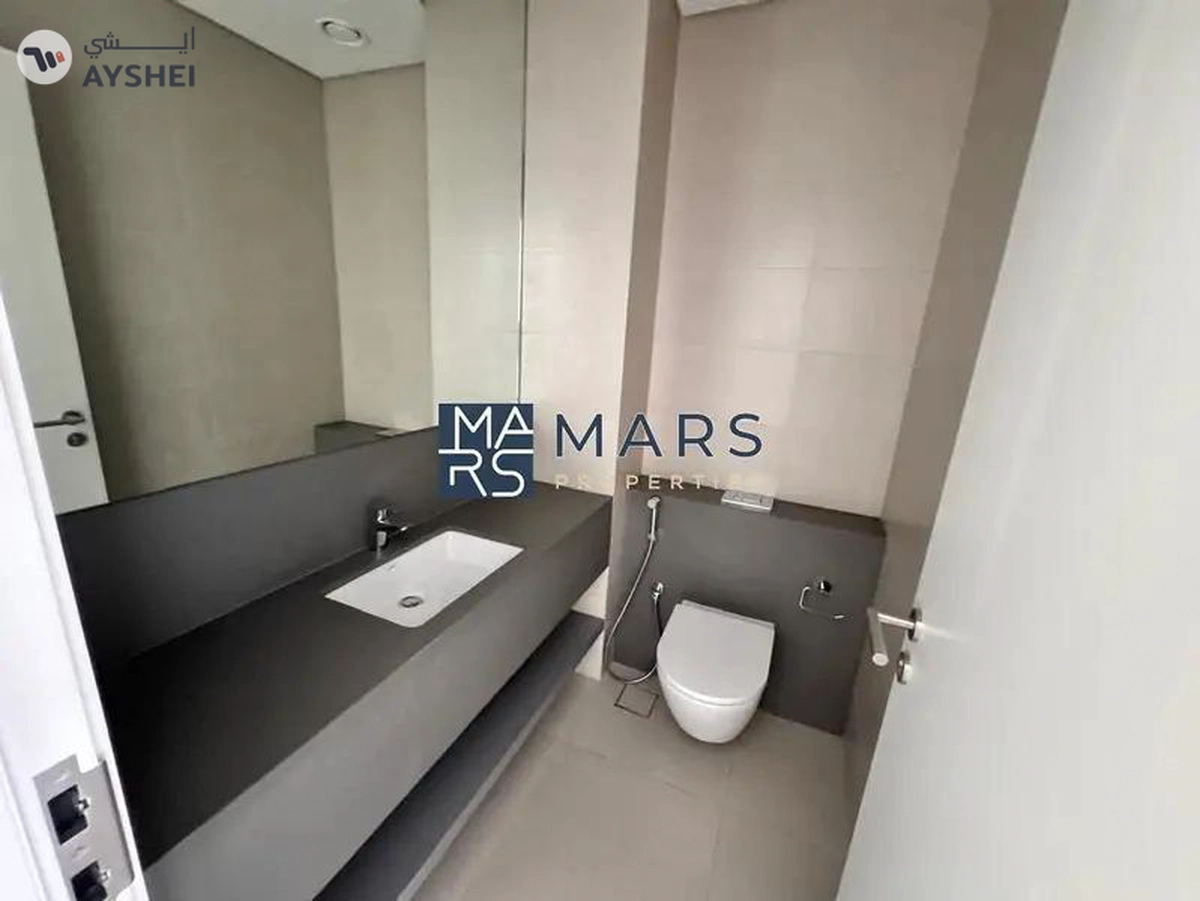 Spacious, Luxury, Brand New 3 Bedroom Corner Townhouse with Close Kitchen Available For Rent-5-5