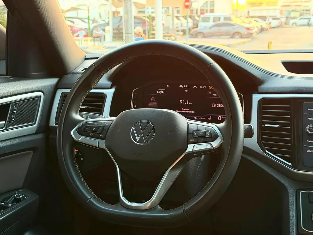 Volkswagen Atlas SEL Premium 2022 - American Specs - Fully Loaded-13-13