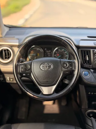 Toyota RAV4 VXR Hybrid Limited 2.5L full option-11
