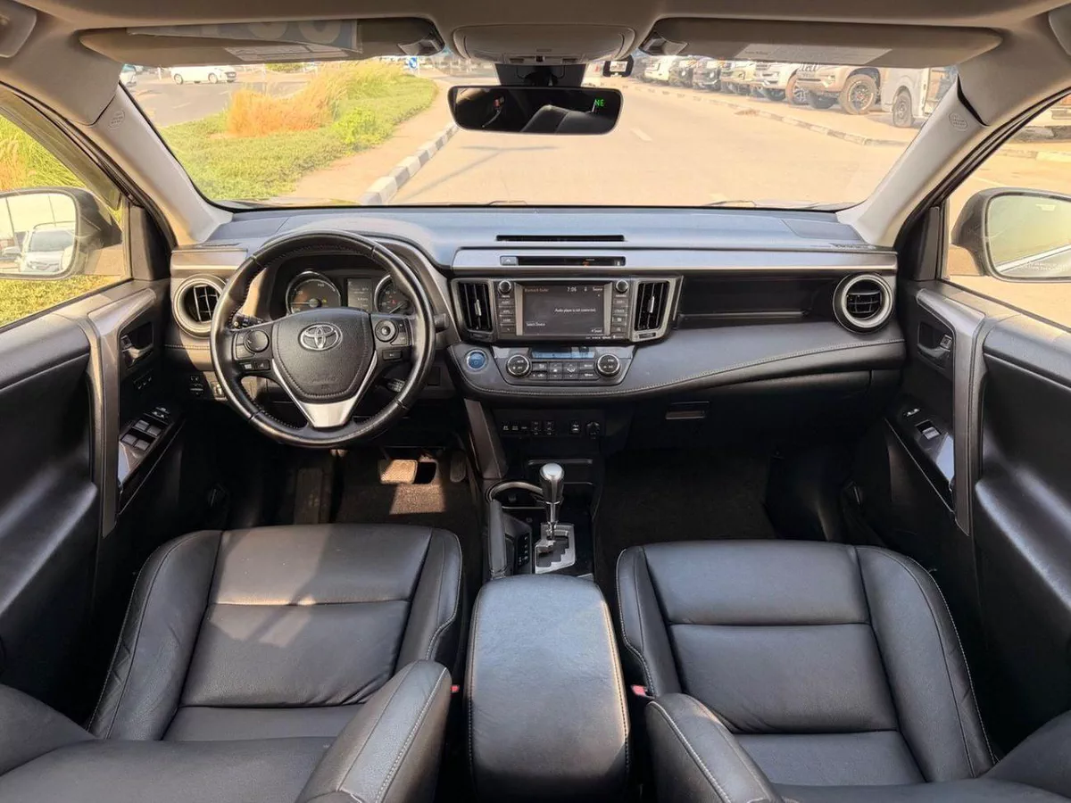 Toyota RAV4 VXR Hybrid Limited 2.5L full option-4-0