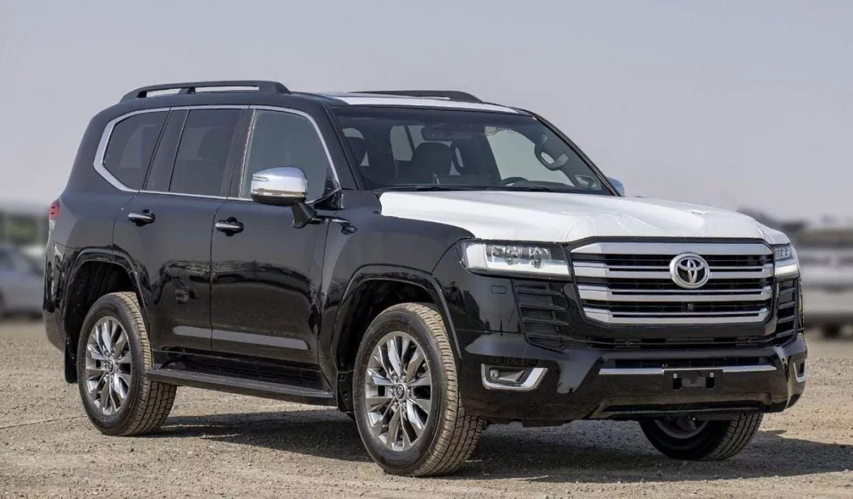 Toyota Land Cruiser VXR Land cruiser VXR 3.5L PETROL MY2025-1-0