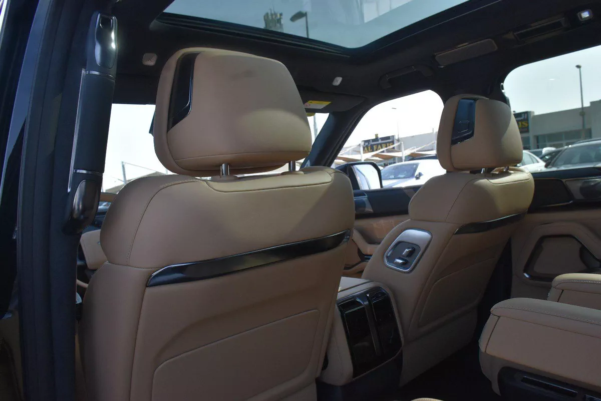 BYD LEOPARD 8 FLAGSHIP SIX SEATS 2025 | BLACK-12-12