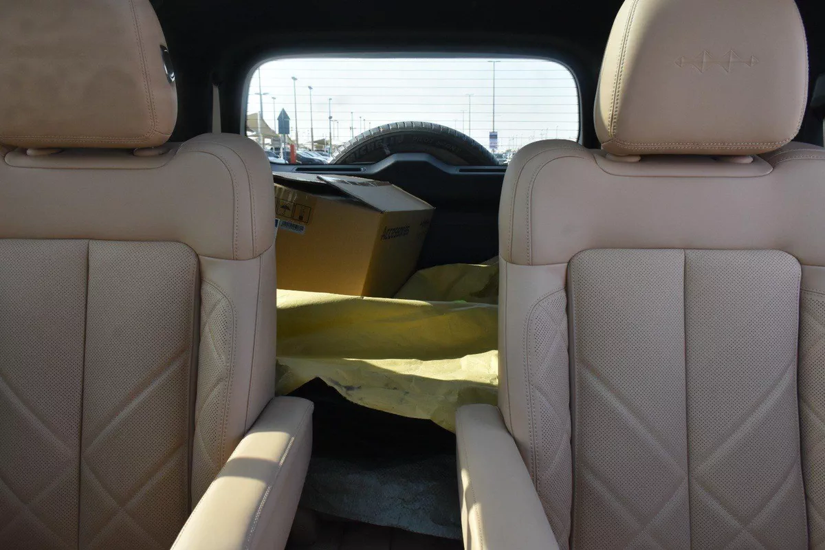 BYD LEOPARD 8 FLAGSHIP SIX SEATS 2025 | BLACK-7-7