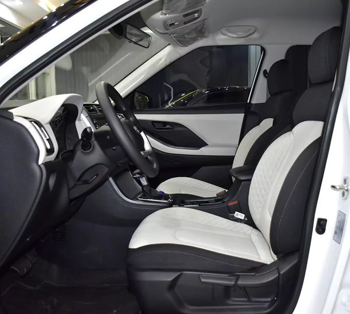 Hyundai Creta ( 2024 Model ) in Whtie Color GCC Specs-8-8