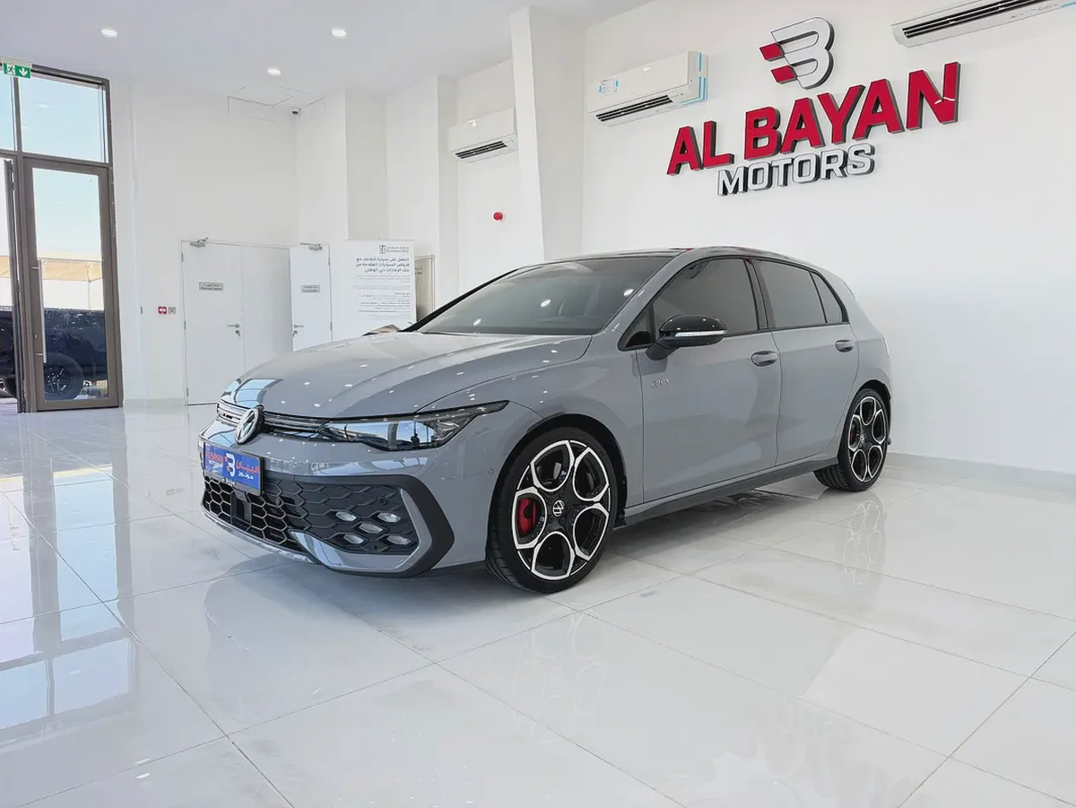 فولكسفاغن جولف جي تي اي رمادي / رمادي خليجي 2026 Volkswagen Golf GTI P2 GCC Specs-1-1