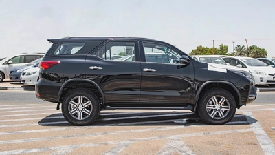 2026 Toyota Fortuner EXR - GCC Specs - 2.7 petrol Brand New!-1