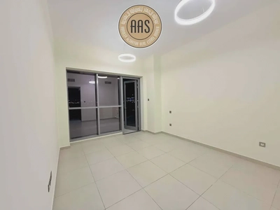 ELEGANT & SPACIOUS 2BHK ALL AMENITIES NEXT TO METRO PARKING-3