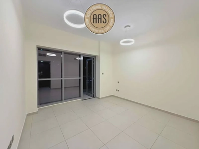 ELEGANT & SPACIOUS 2BHK ALL AMENITIES NEXT TO METRO PARKING-5