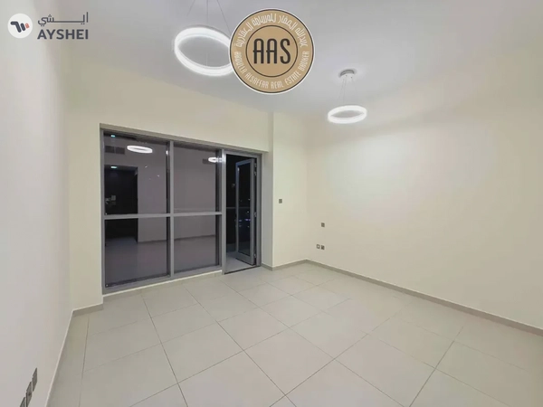 ELEGANT & SPACIOUS 2BHK ALL AMENITIES NEXT TO METRO PARKING